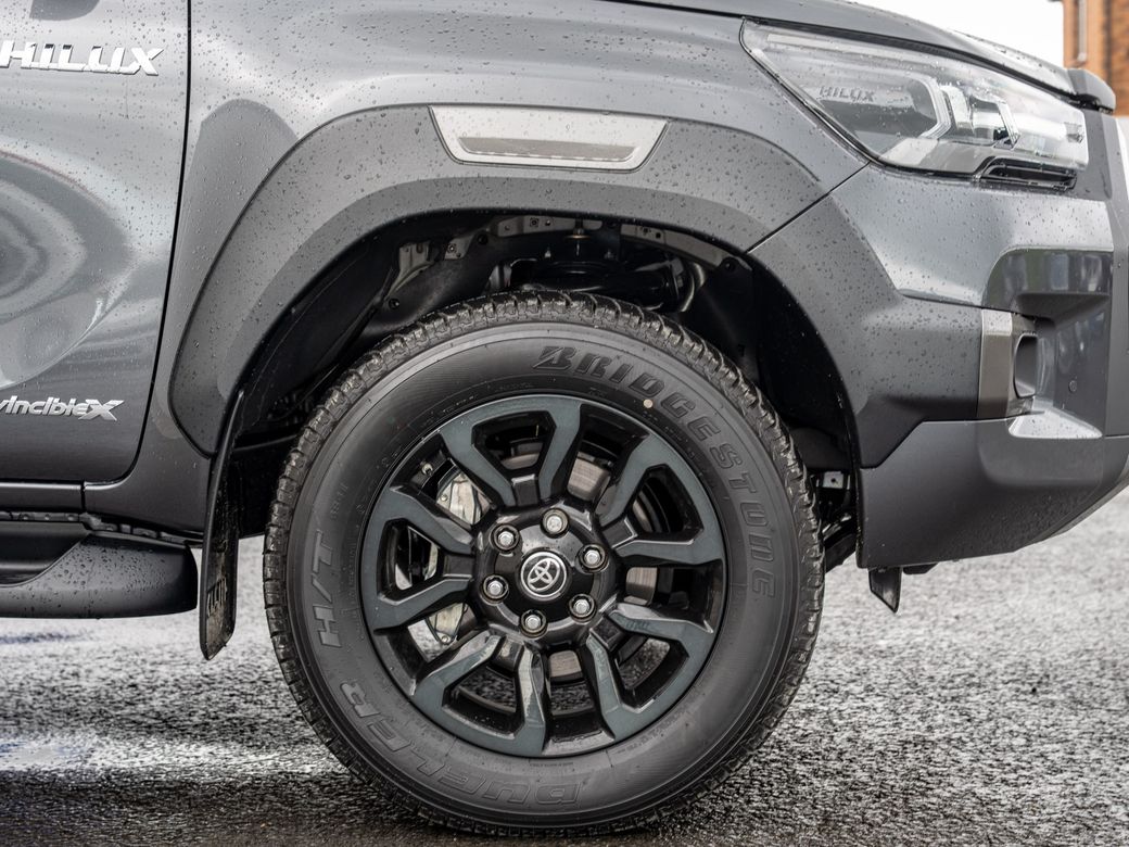 2025 Toyota Hilux