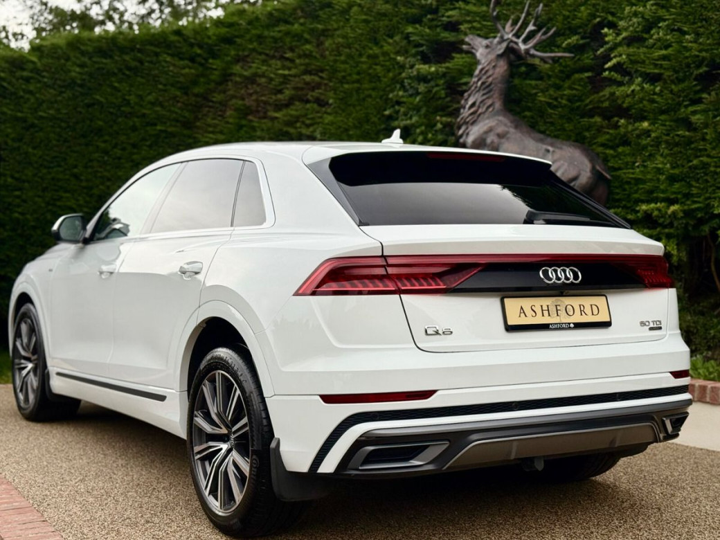 2019 Audi Q8