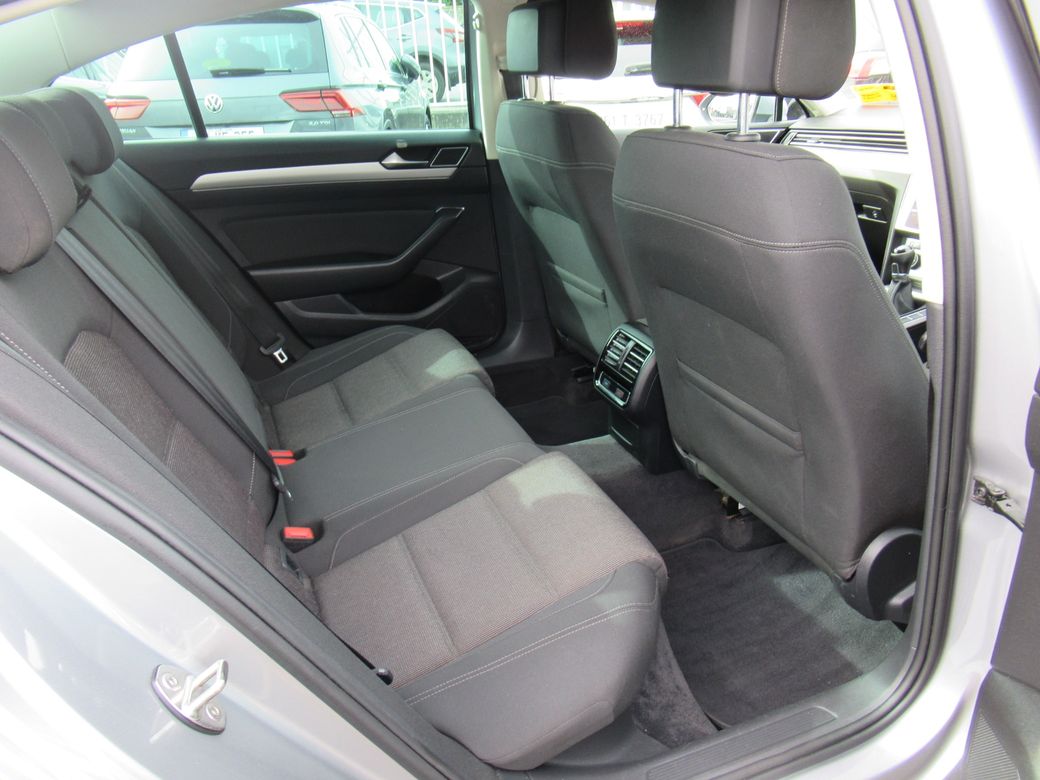 2019 Volkswagen Passat