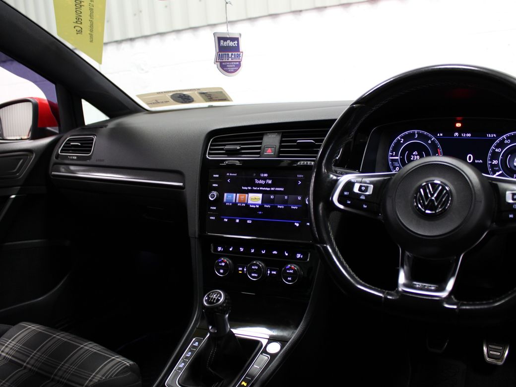 2017 Volkswagen Golf