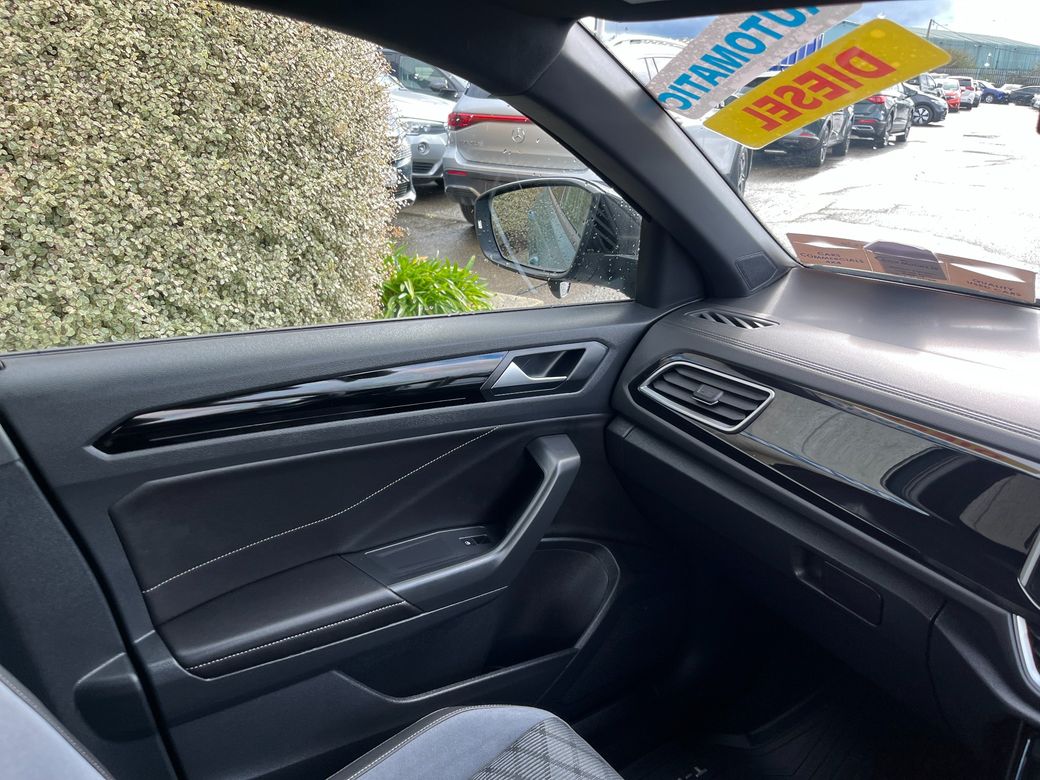 2023 Volkswagen T-Roc