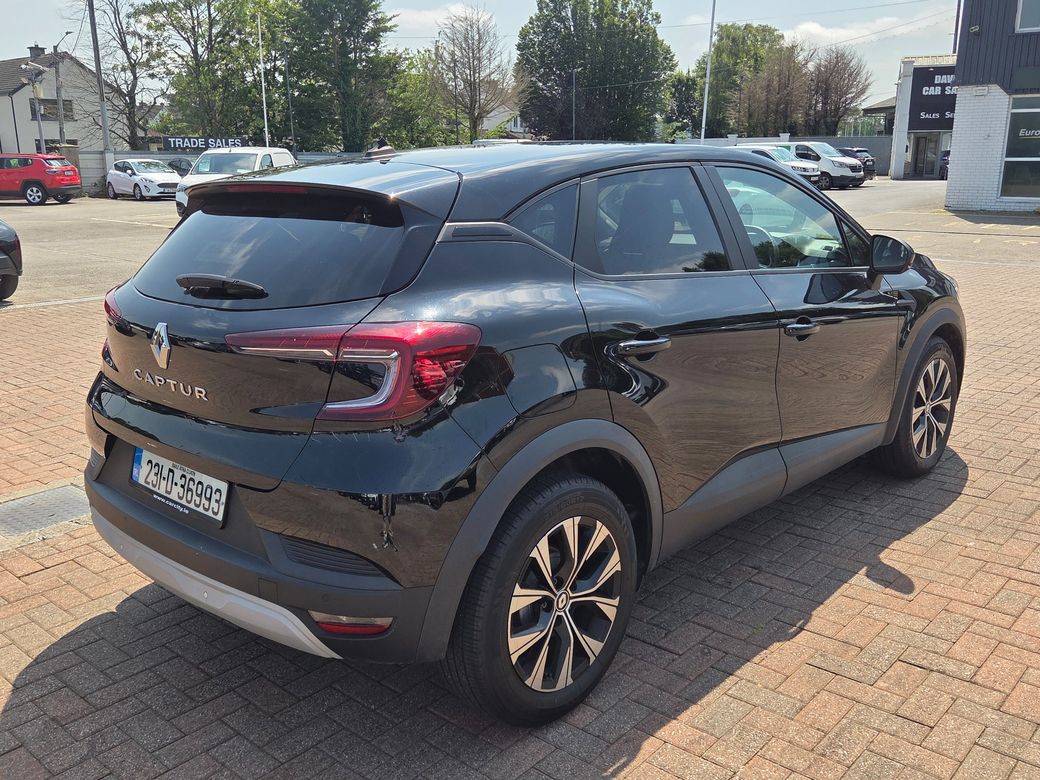 2023 Renault Captur