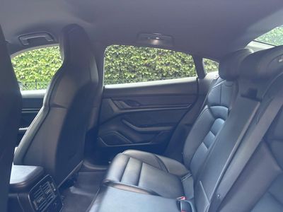 2023 Porsche Taycan