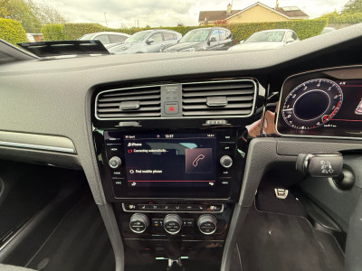 2019 Volkswagen Golf