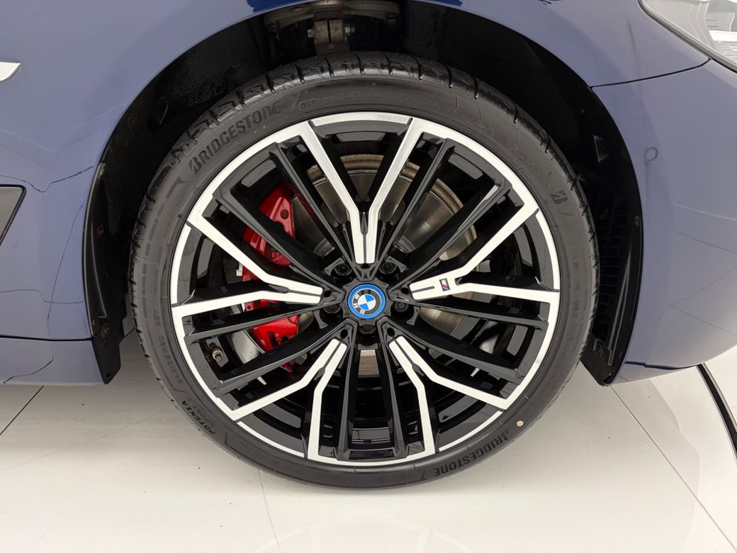 2021 BMW 5 Series