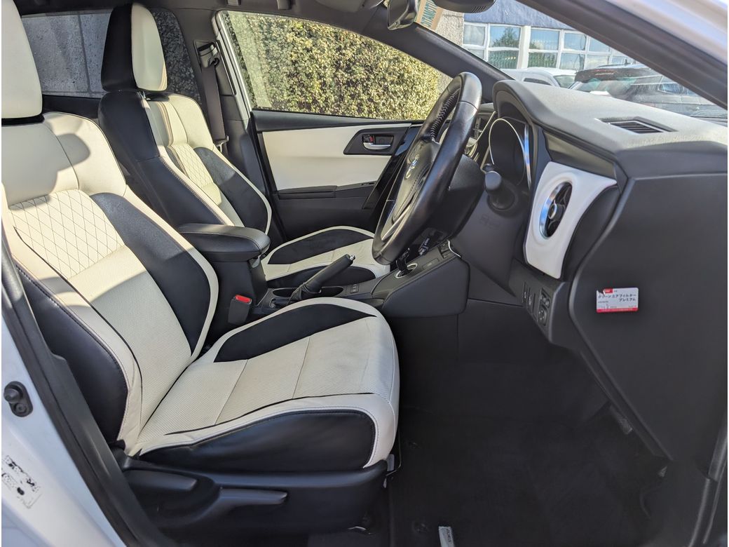2016 Toyota Auris