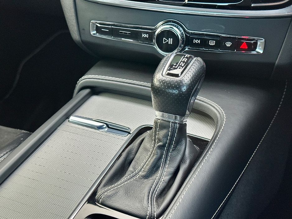 2018 Volvo S90