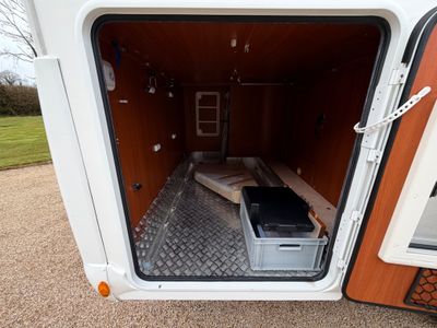 2017 MOBILVETTA  MILLER NEVADA DOGLINER T 730 L.H.D AUTOMATIC 