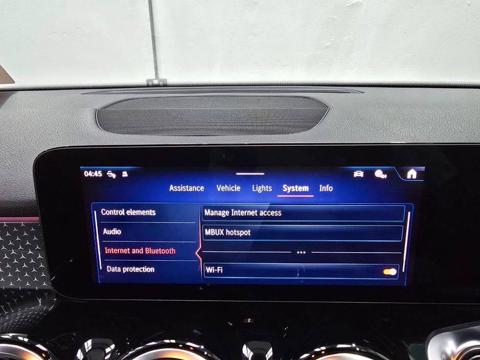 2024 Mercedes-Benz EQB