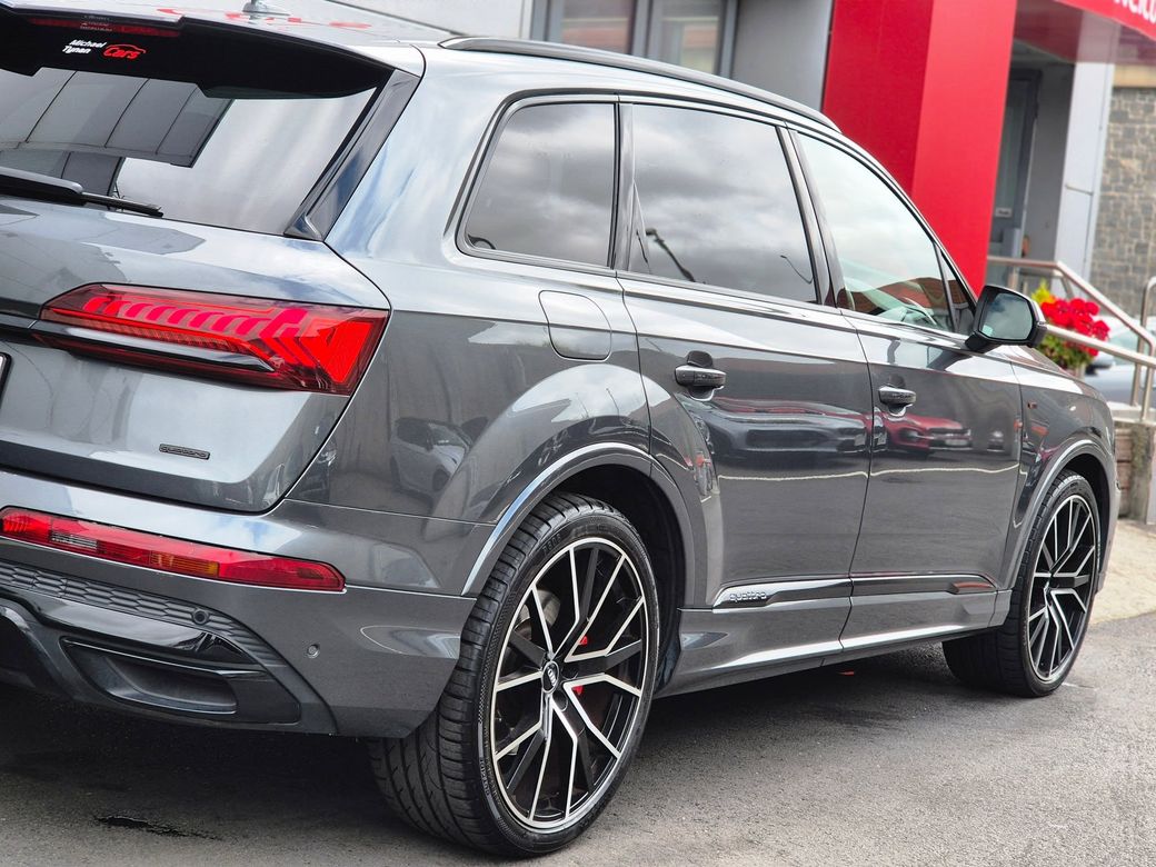 2021 Audi Q7