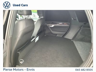 2023 Volkswagen Touareg