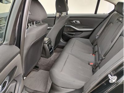 2021 BMW 330
