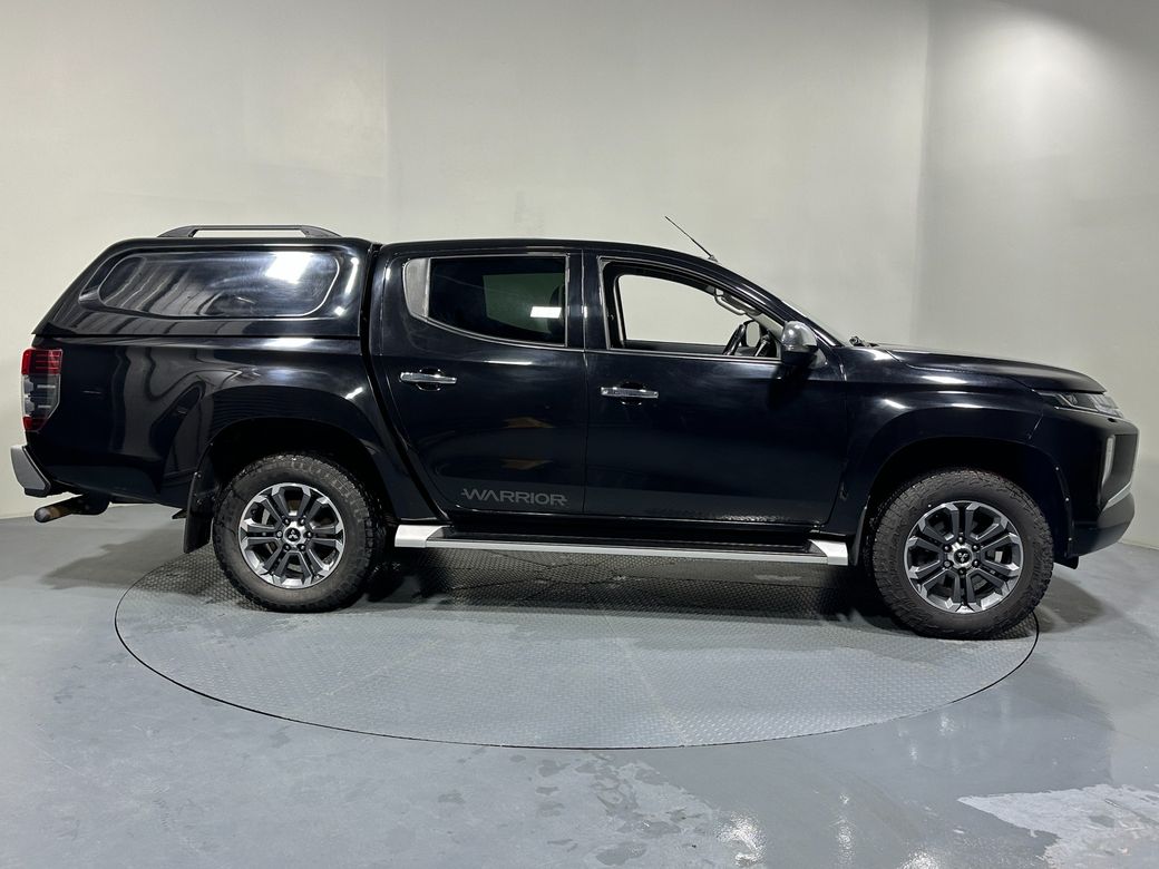 2020 Mitsubishi L200