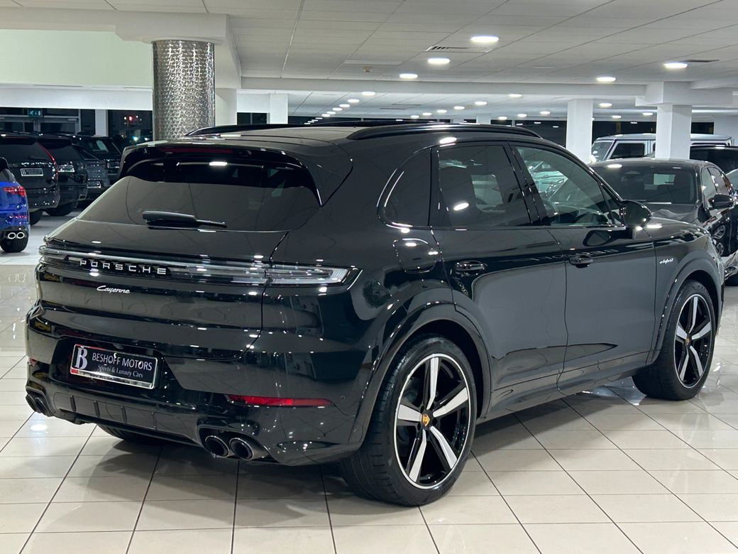 2024 Porsche Cayenne