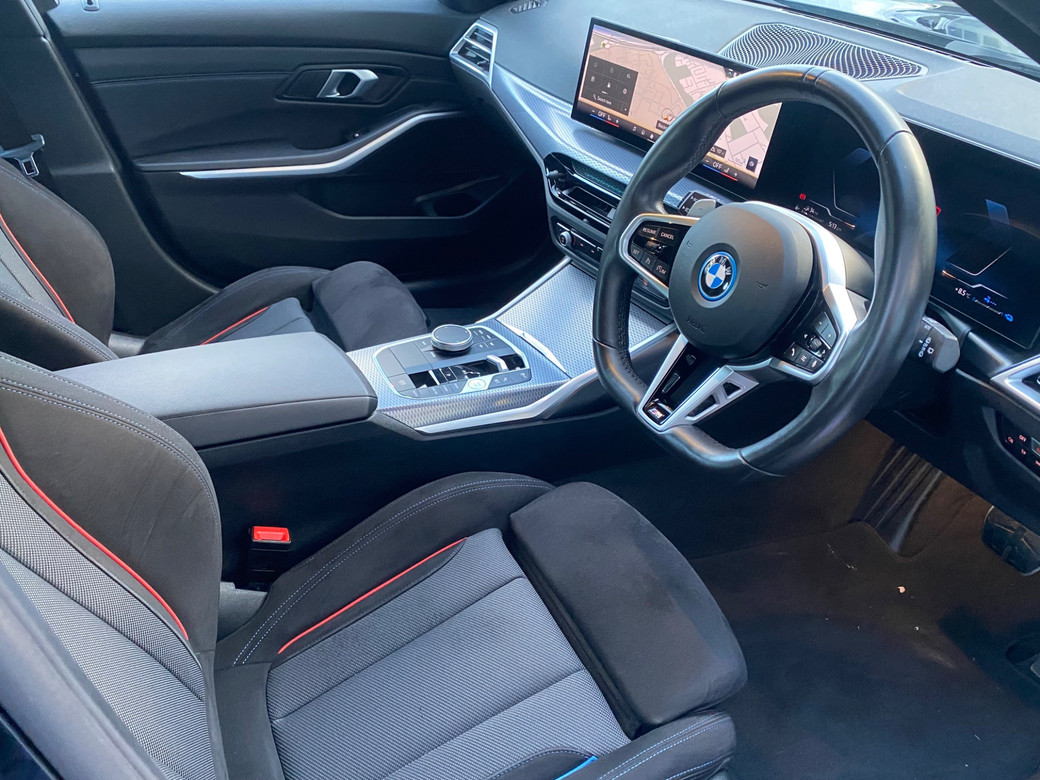 2025 BMW 3 Series