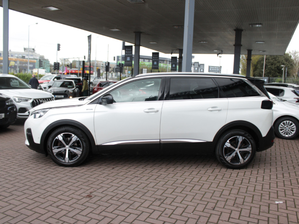 2020 Peugeot 5008
