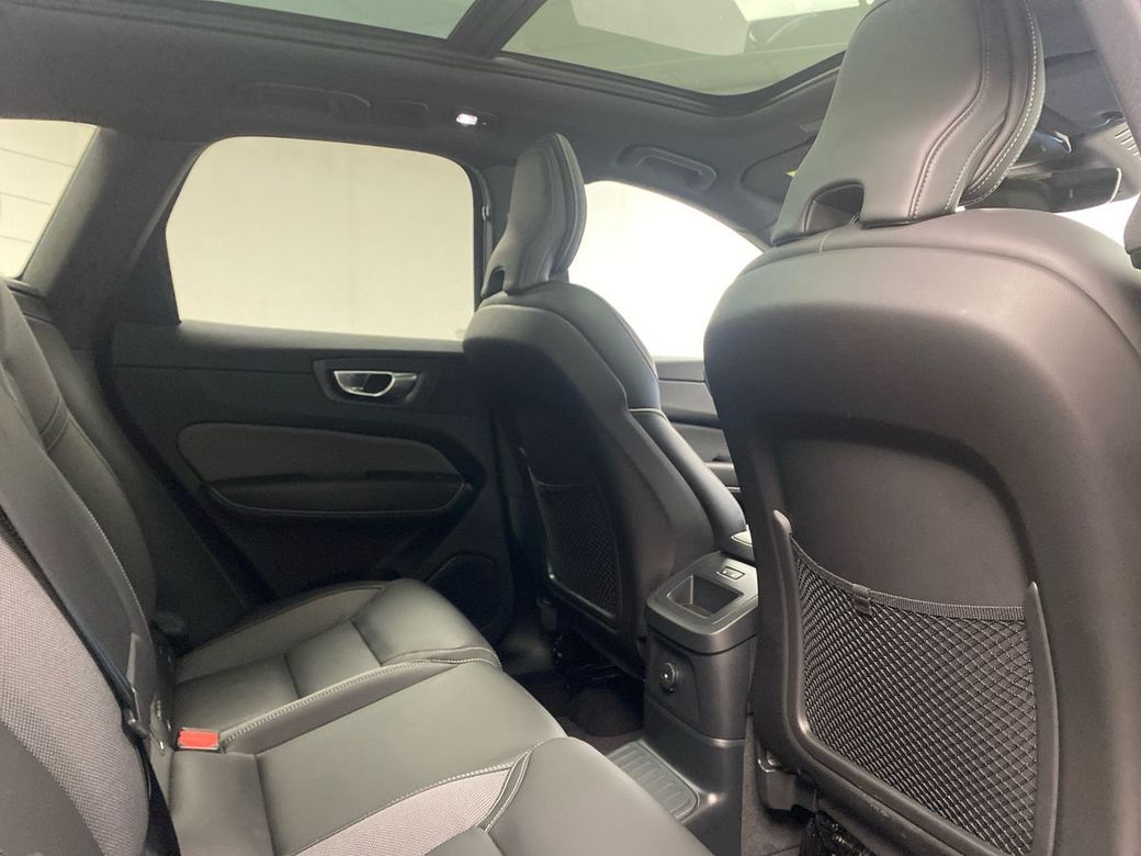 2025 Volvo XC60