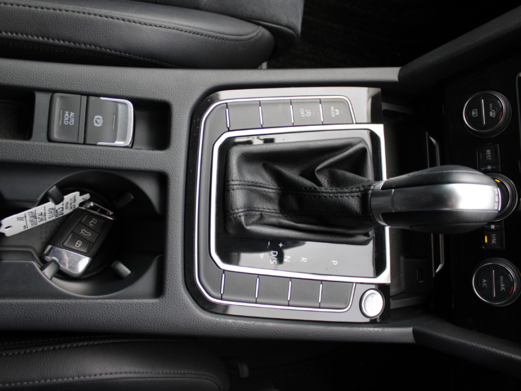 2018 Volkswagen Passat