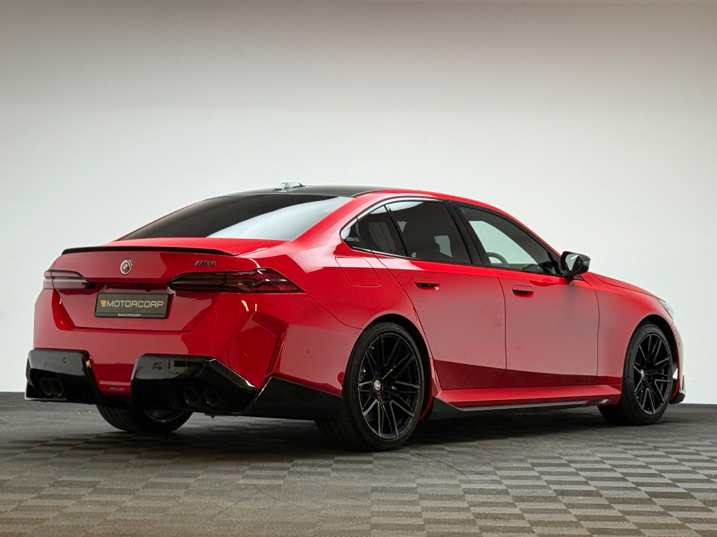 2025 BMW M5