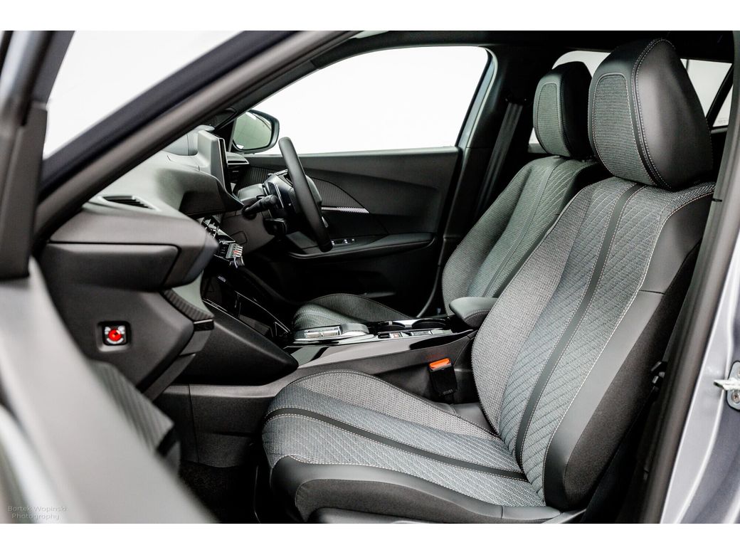 2025 Peugeot 2008