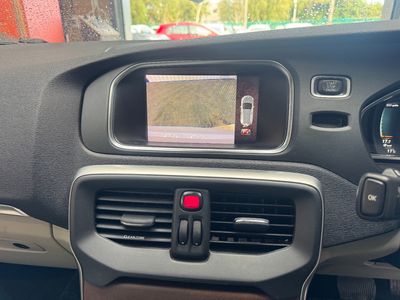 2018 Volvo V40