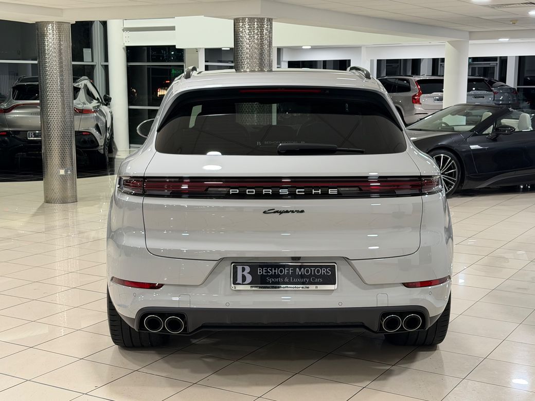 2025 Porsche Cayenne