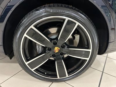 2023 Porsche Cayenne