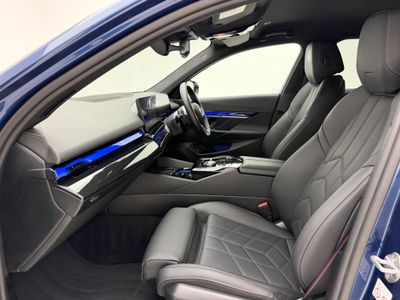 2024 BMW i5