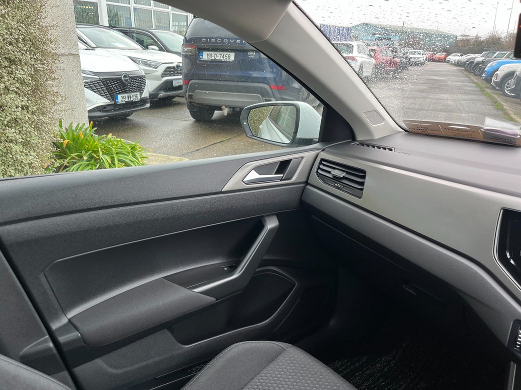 2019 Volkswagen Polo