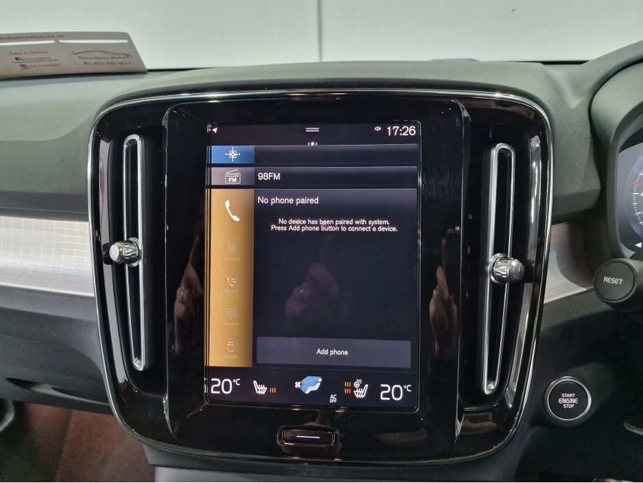 2023 Volvo XC40