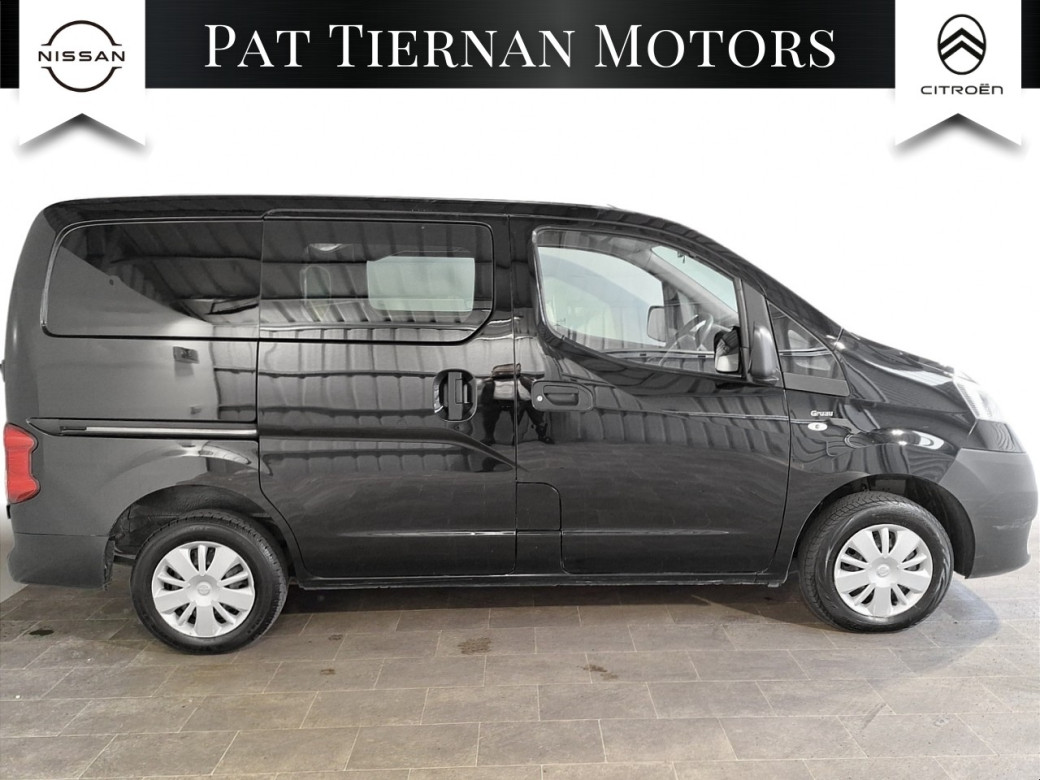 2017 Nissan NV200