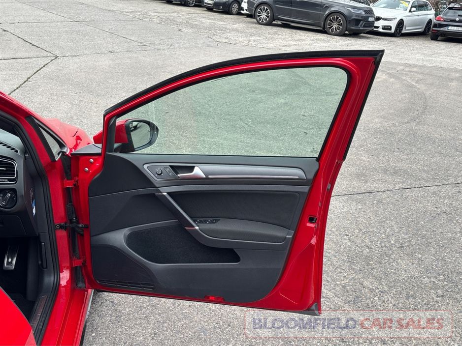 2018 Volkswagen Golf