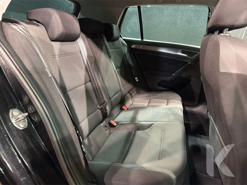 2016 Volkswagen Golf