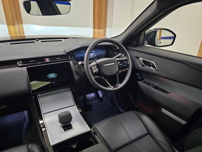 2025 Land Rover Range Rover Velar
