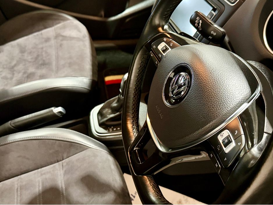 2017 Volkswagen Polo