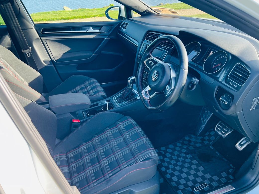 2017 Volkswagen Golf