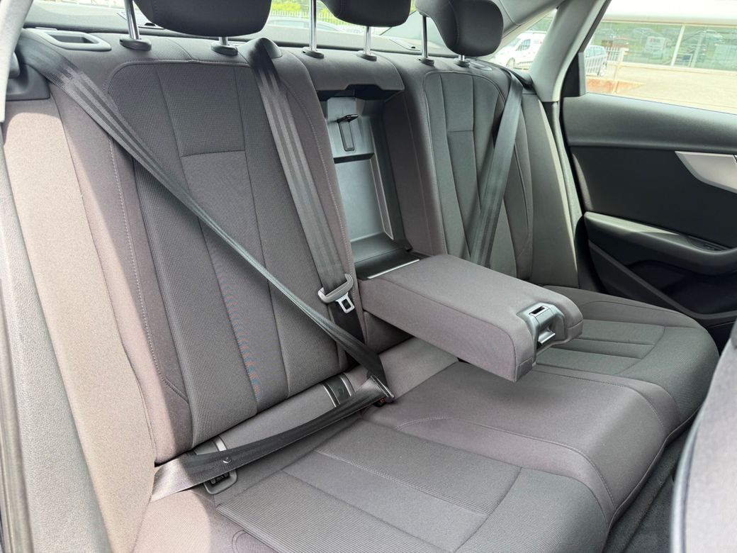 2017 Audi A4