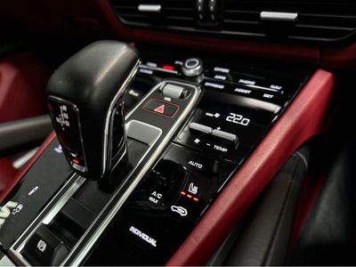 2023 Porsche Cayenne