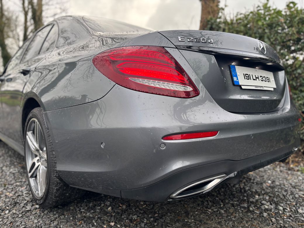 2019 Mercedes-Benz E 220