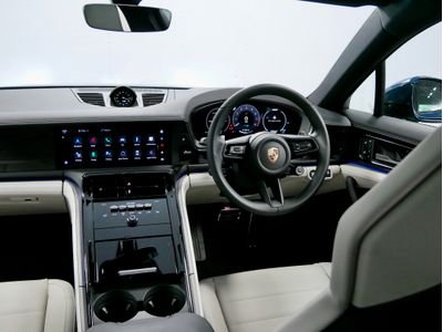 2025 Porsche Panamera
