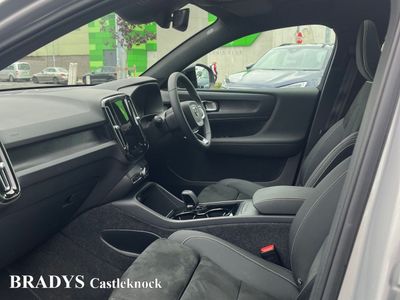2023 Volvo C40