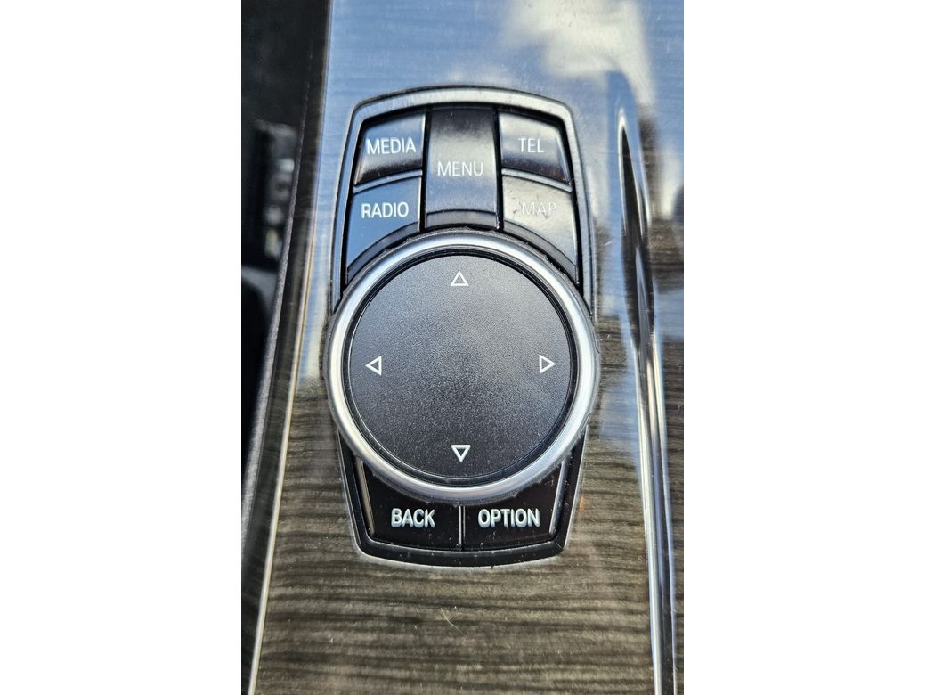2015 BMW 523