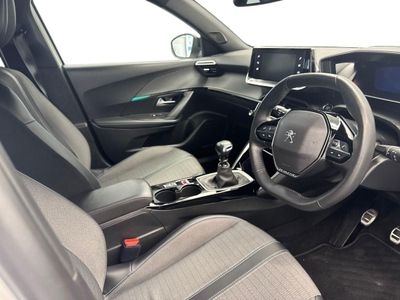 2023 Peugeot 2008