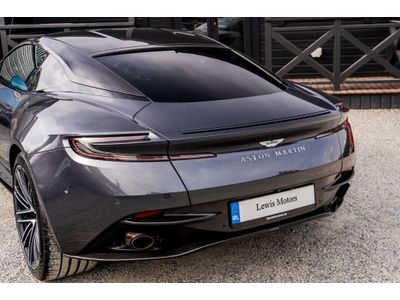 2024 Aston Martin DB12