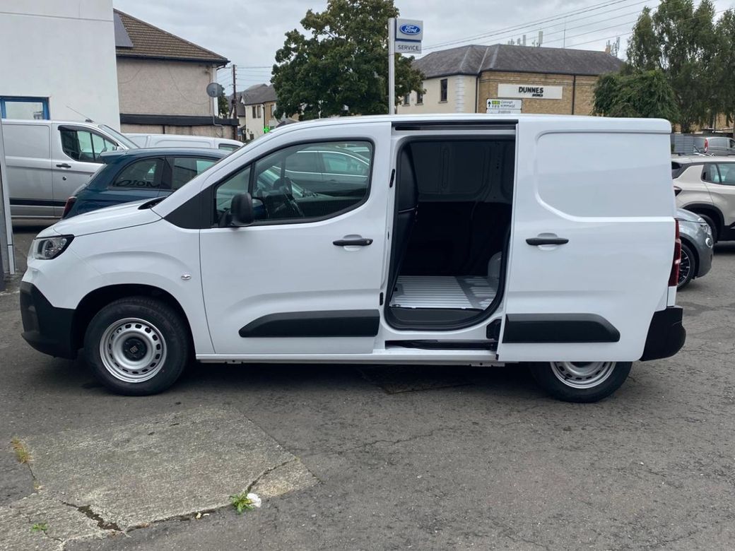 2025 Fiat Doblo