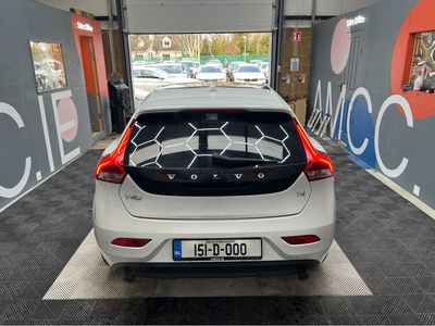 2015 Volvo V40