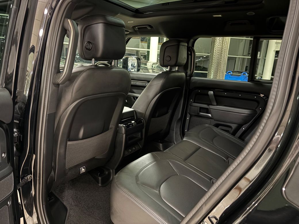 2025 Land Rover Defender