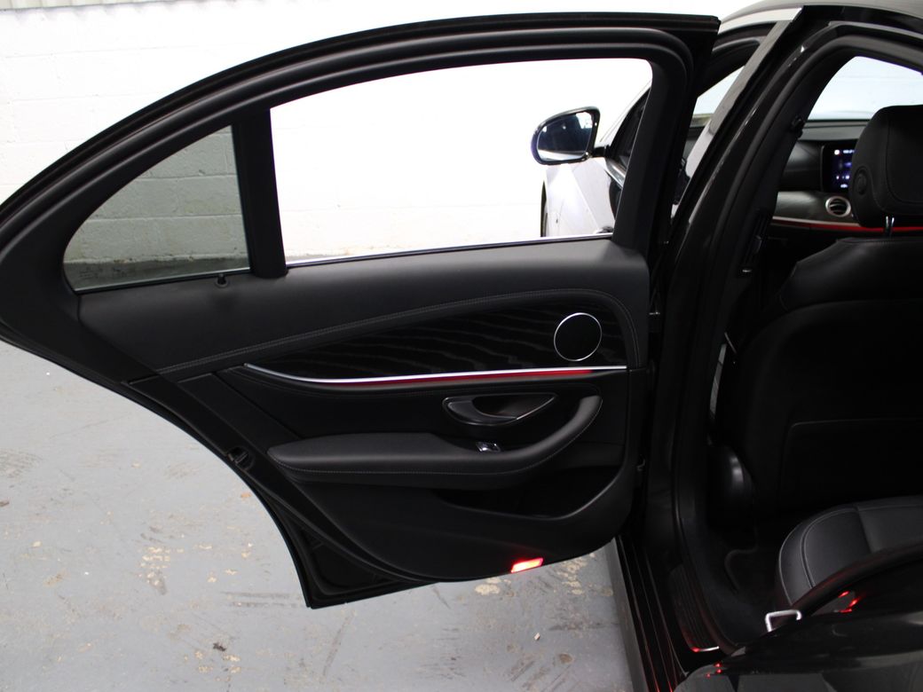 2021 Mercedes-Benz E 300