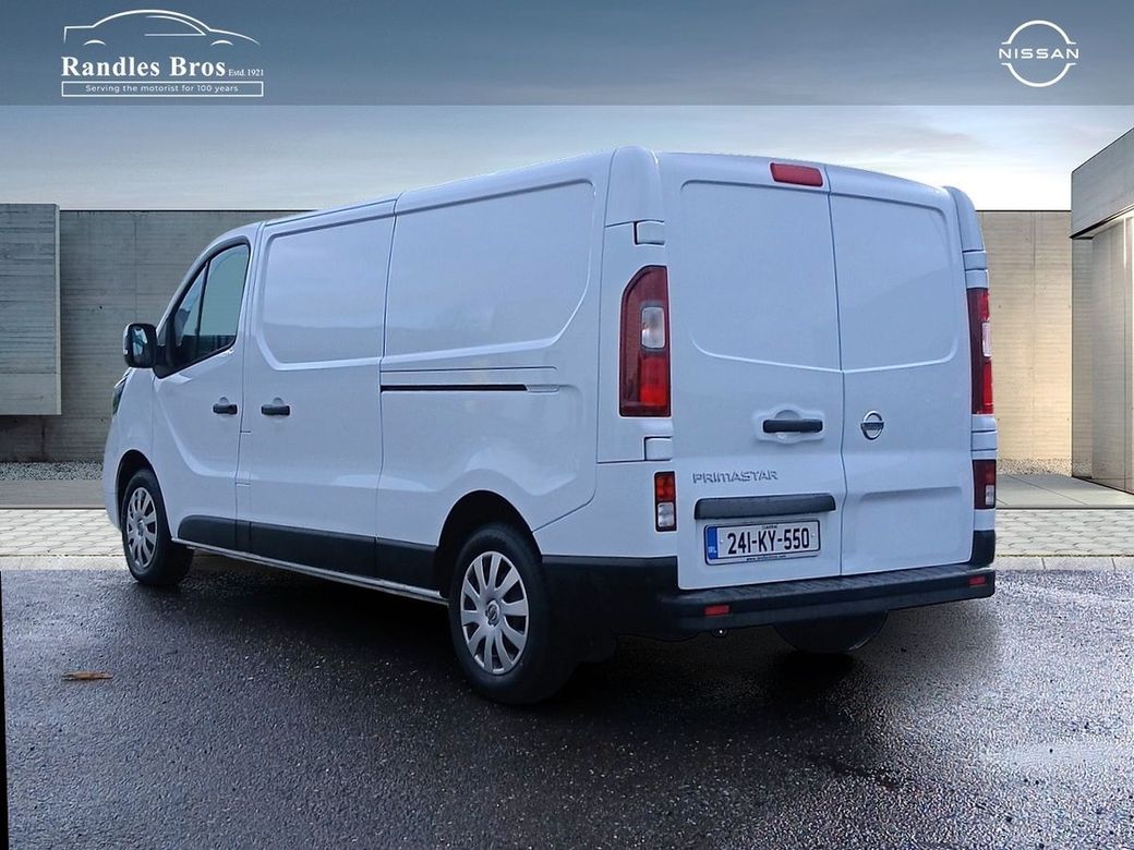2024 Nissan Primastar