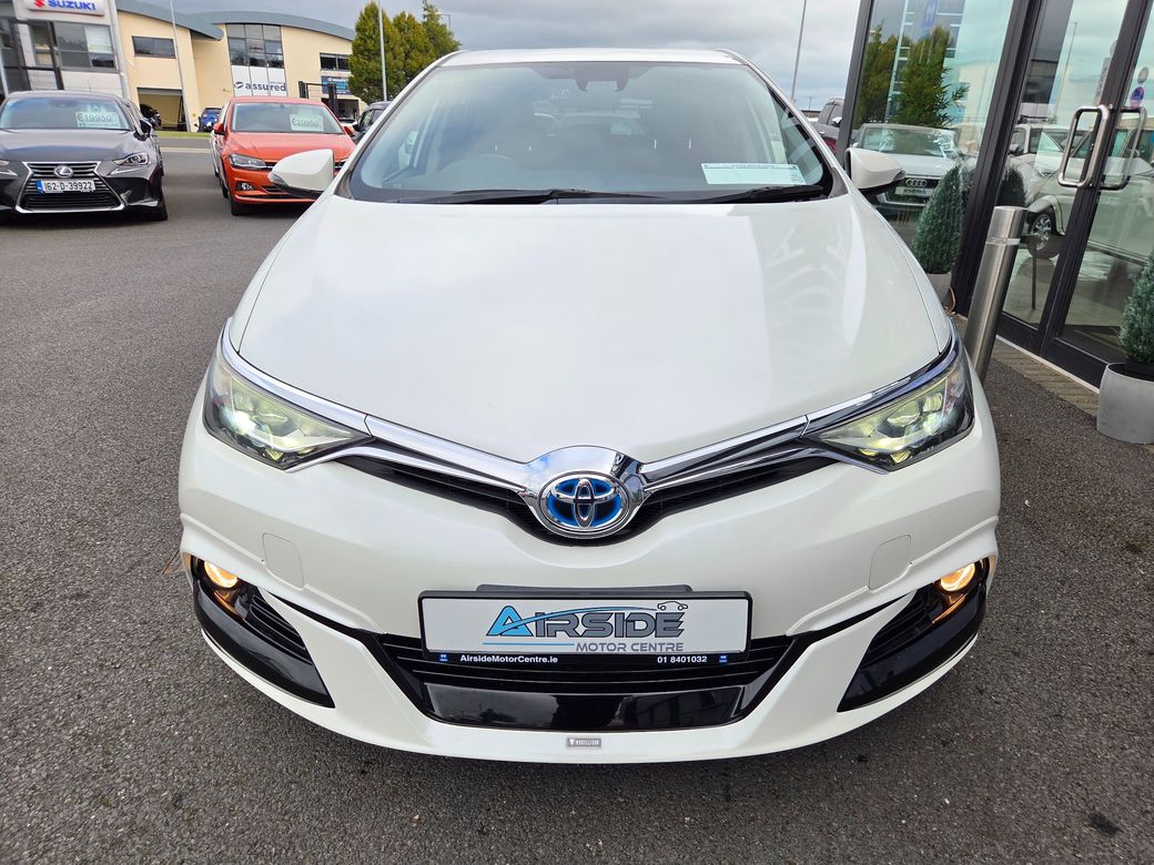 2016 Toyota Auris